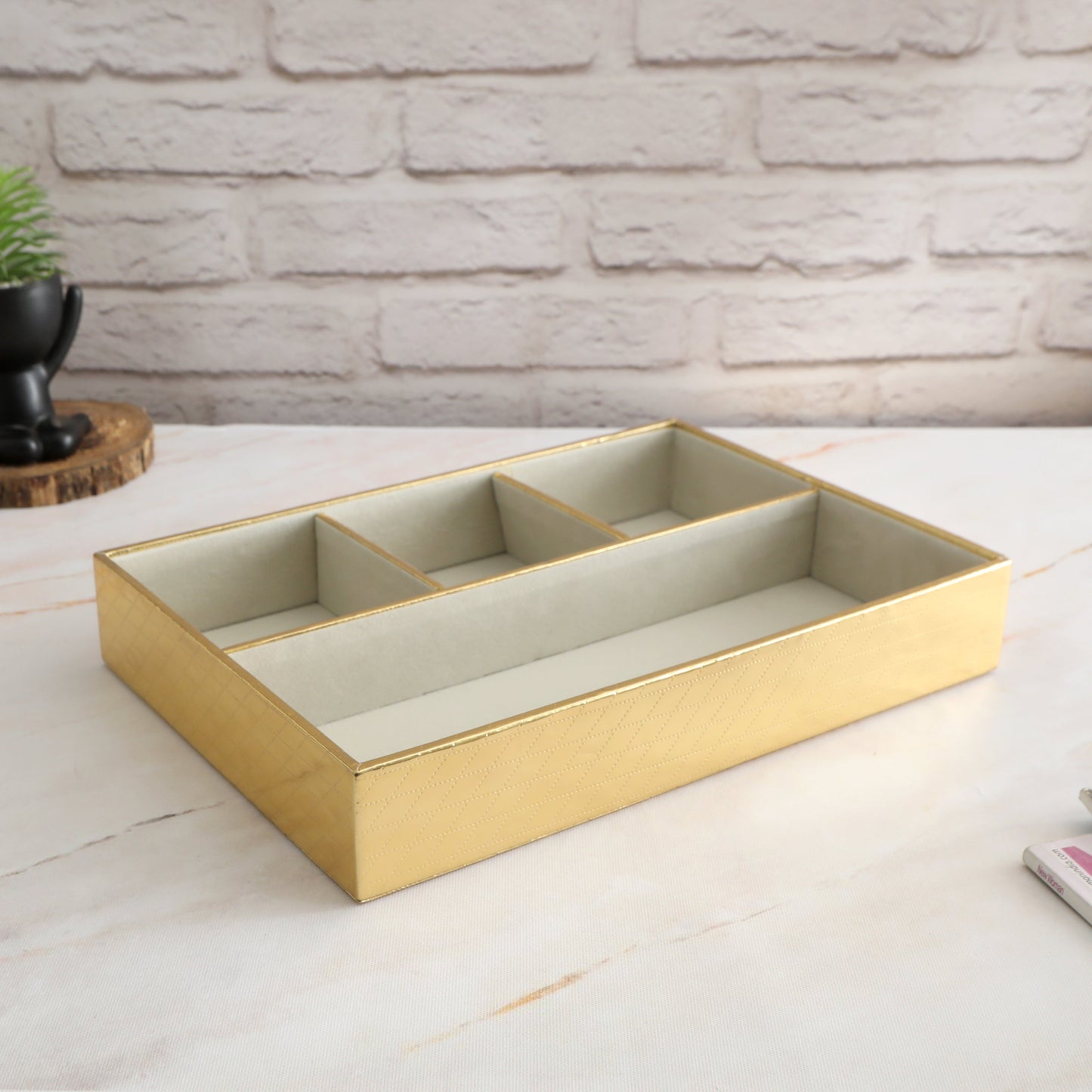 Leatherette Jewellery Tray 4 partition - Gold